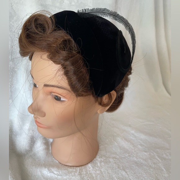 Vintage Bollock’s of Pasadena sportswear fascinator pill hat racetrack headband - Picture 5 of 16